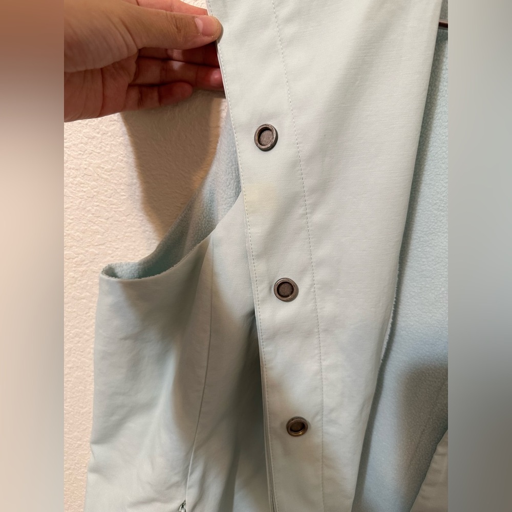 *GENTLY USED* EILEEN FISHER Fleece Lined Ice Blue Vest-Snap Buttons, Size Large - Picture 7 of 11